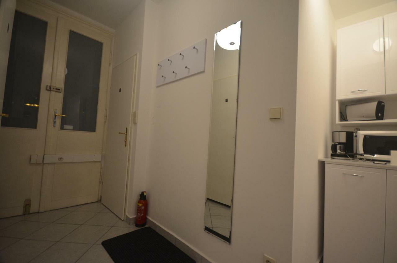 Apartament Charmante Altbauapartments Apostelgasse Viena